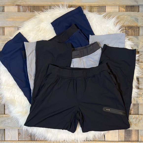 EUC [Lululemon] Black Tracker < Seawall > Workout Pants | Mens Small · Medium - Picture 15 of 16